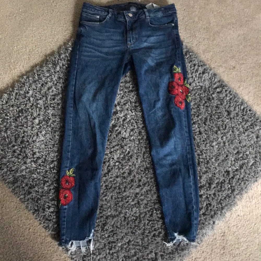 Zara embroidered jeans